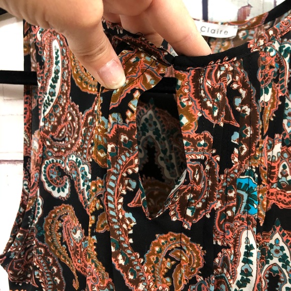 Violet & Claire Sleeveless Top - Picture 6 of 8